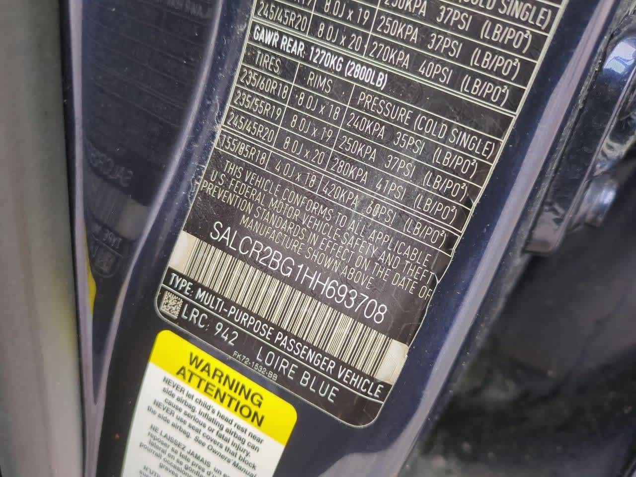 Thumbnail: 2017 Land Rover Discovery Sport - 37