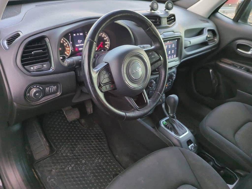 Used 2018 Jeep Renegade Altitude SUV