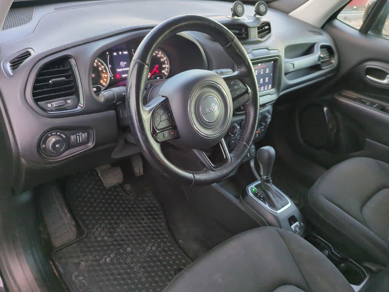 2018 Jeep Renegade Latitude North Edition photo 2