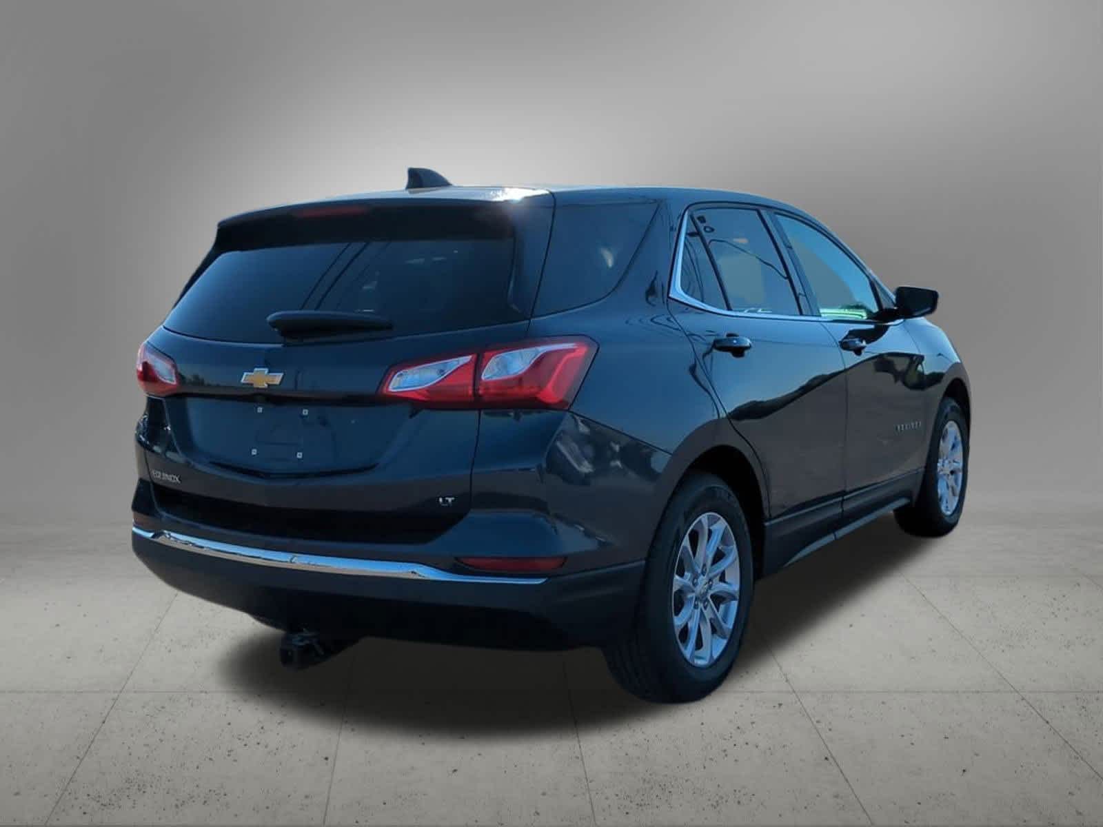 Thumbnail: 2018 Chevrolet Equinox - 6