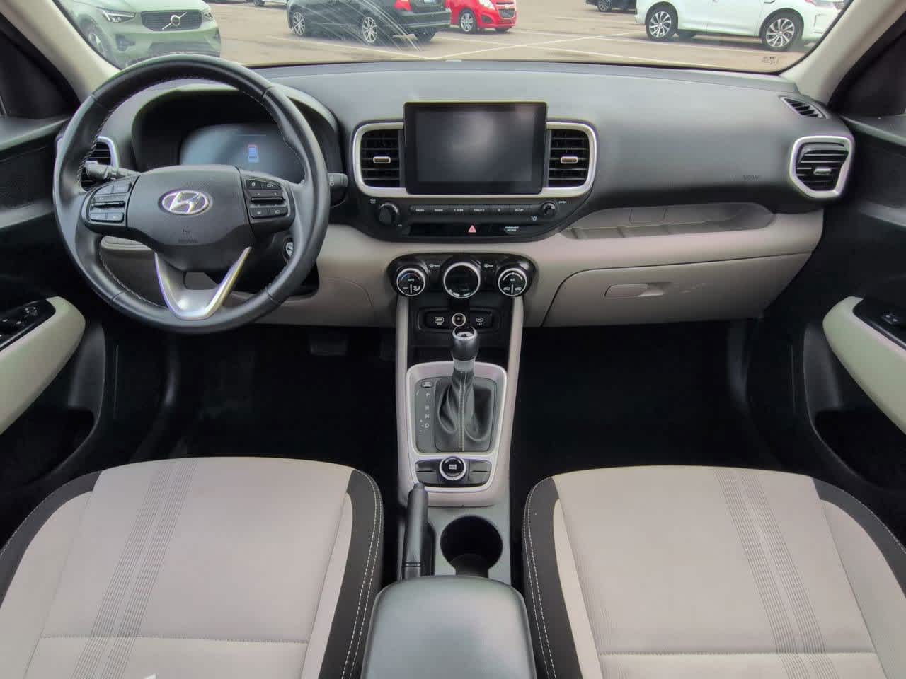 Thumbnail: 2023 Hyundai Venue - 15