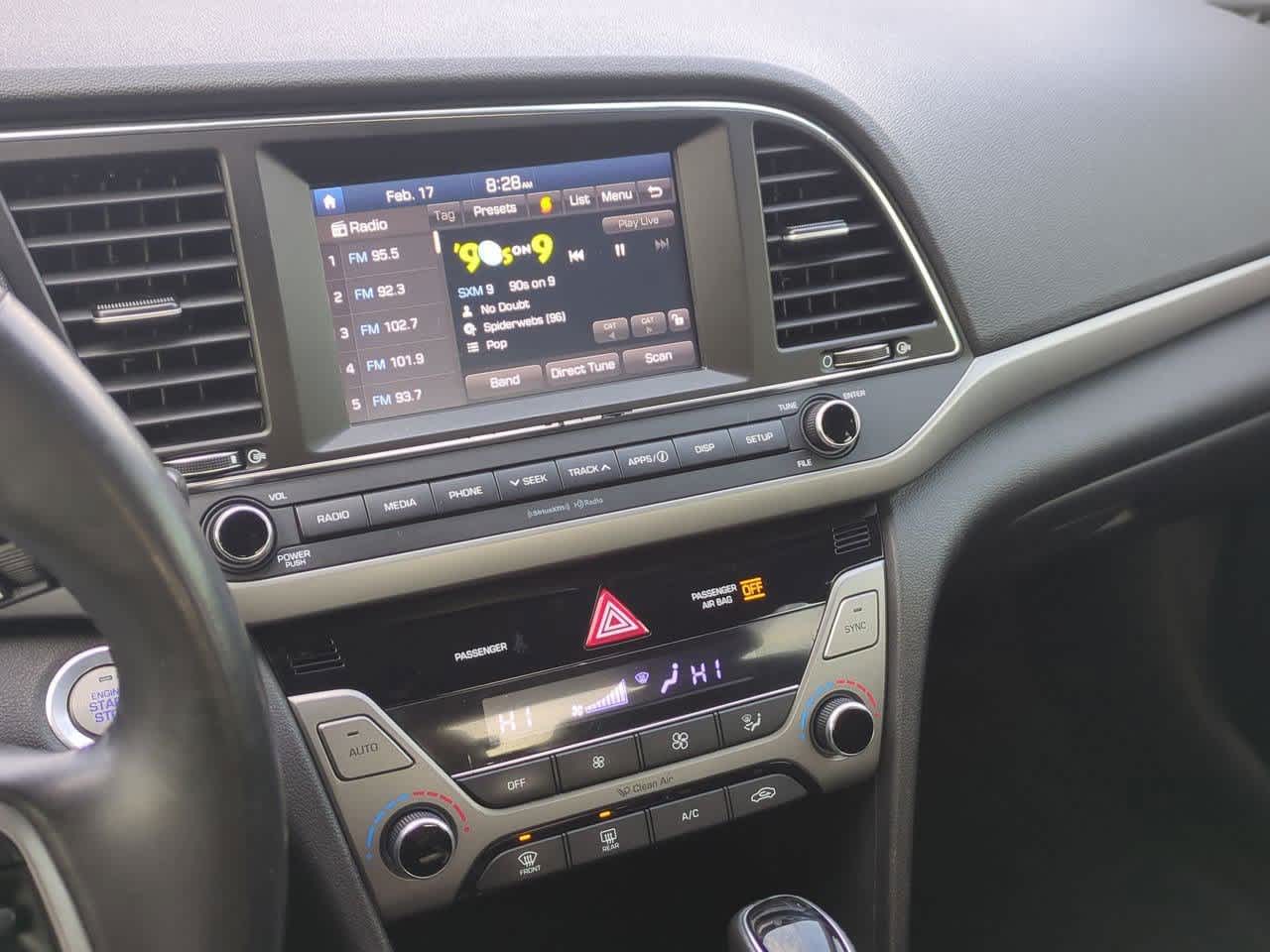 Thumbnail: 2017 Hyundai Elantra - 28