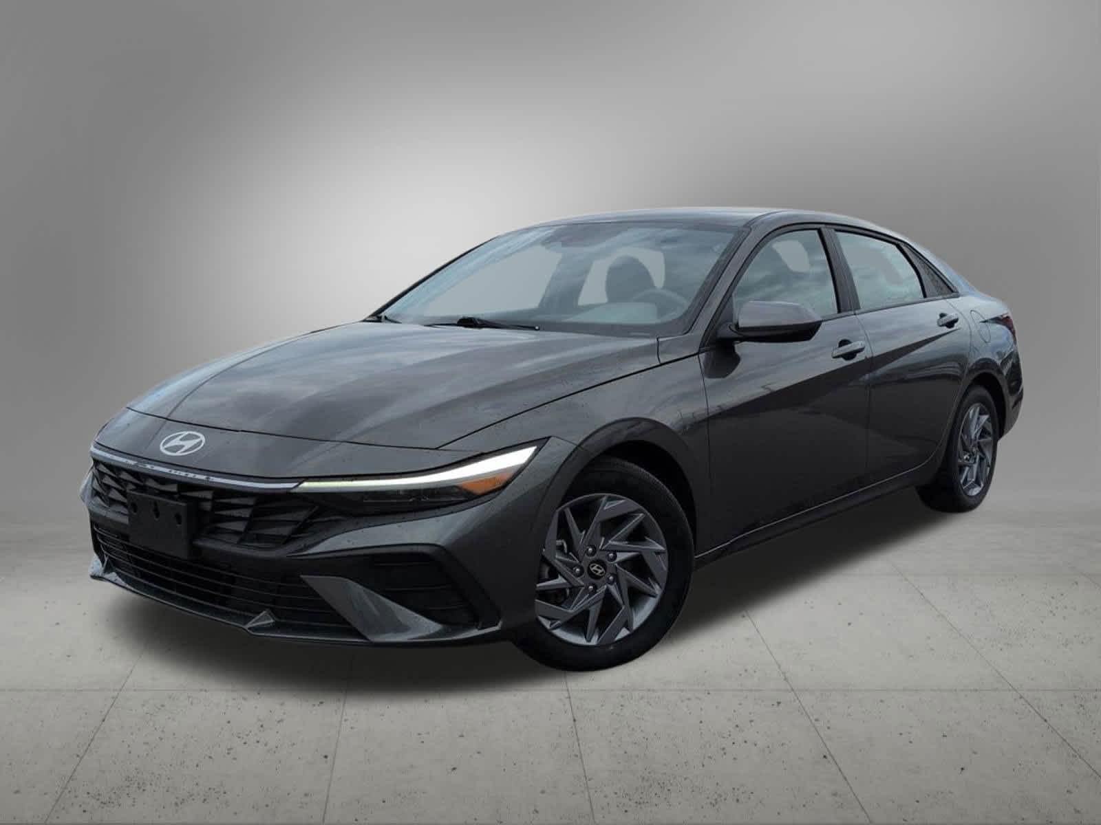 Thumbnail: 2024 Hyundai Elantra - 1