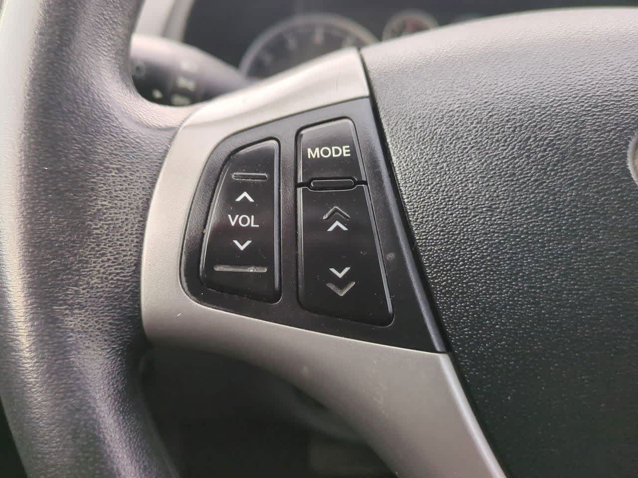 Thumbnail: 2012 Hyundai Elantra - 23