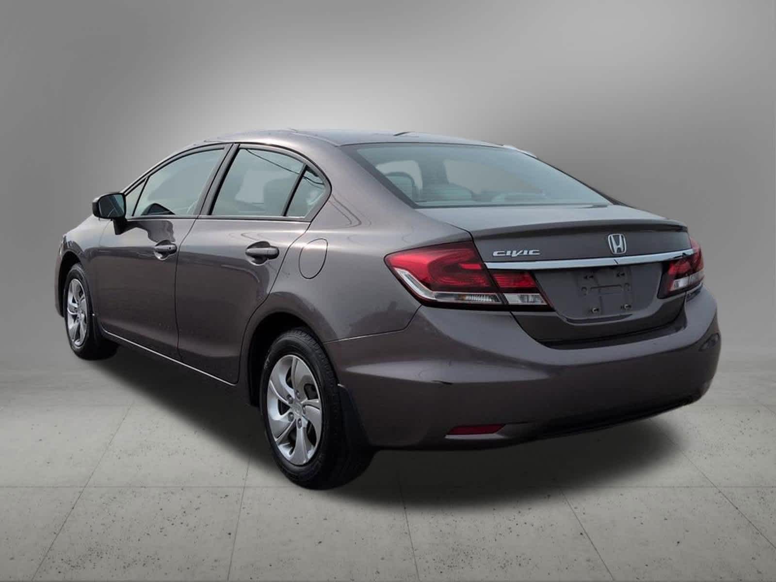 Thumbnail: 2015 Honda Civic - 4