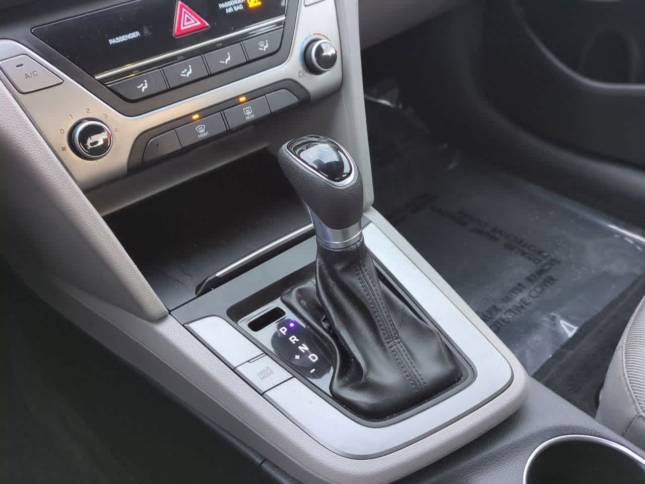 Thumbnail: 2018 Hyundai Elantra - 28