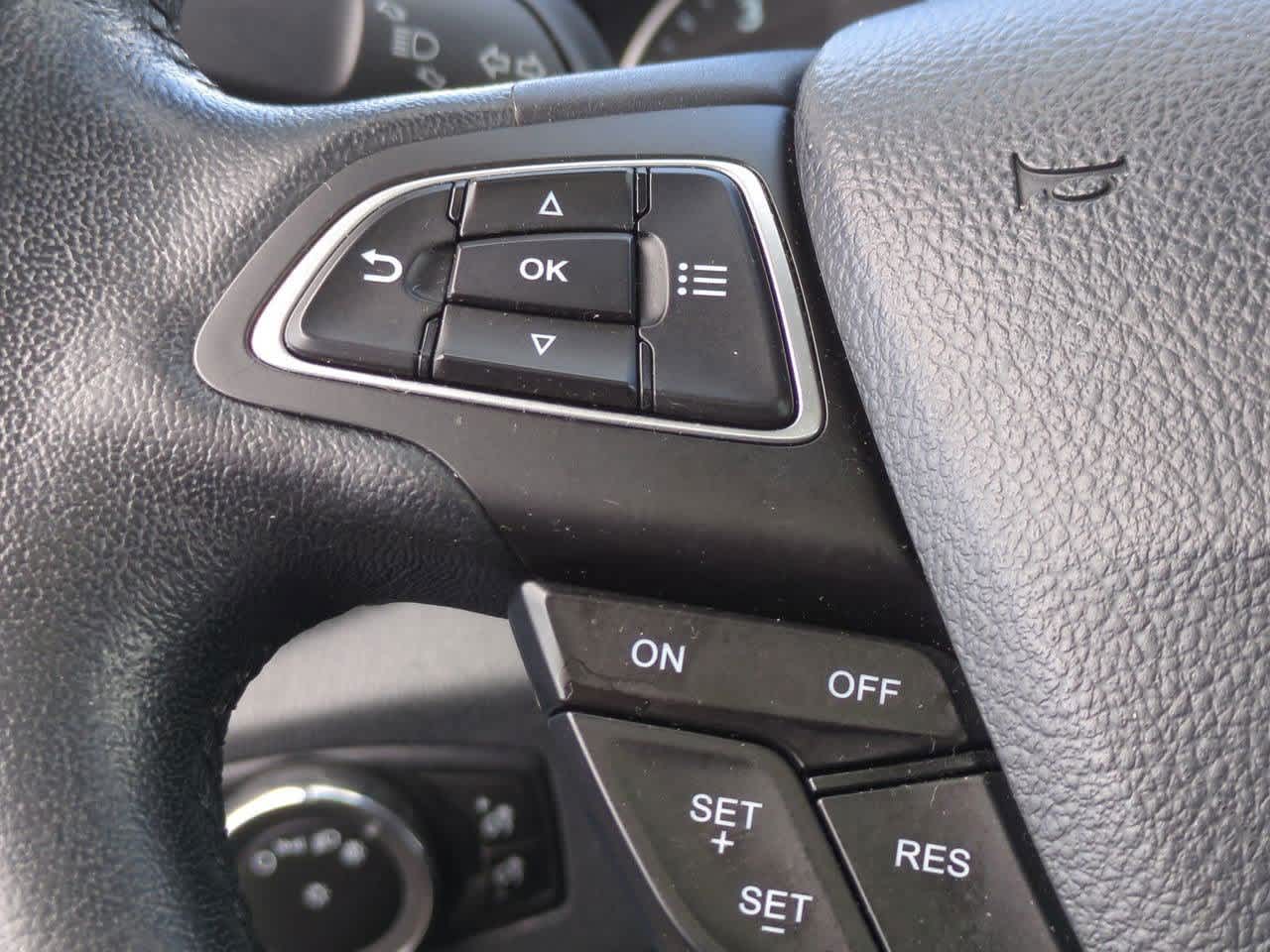 Thumbnail: 2019 Ford EcoSport - 24