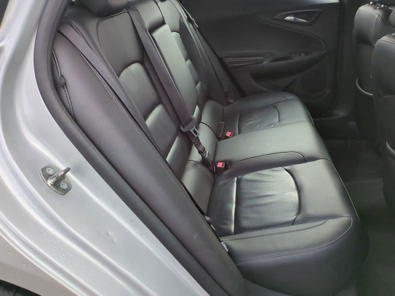 2017 Chevrolet Malibu Eco 18