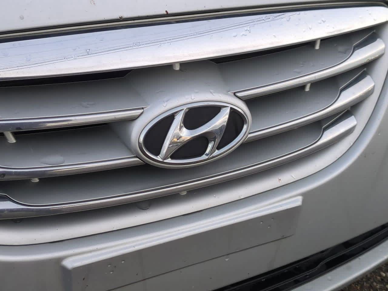 Thumbnail: 2010 Hyundai Elantra - 11