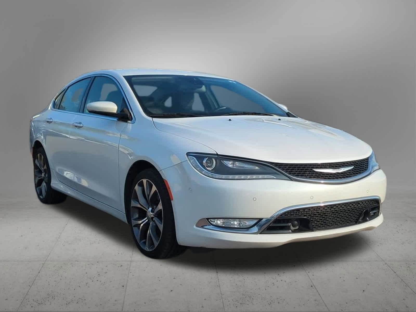 Thumbnail: 2015 Chrysler 200 - 8