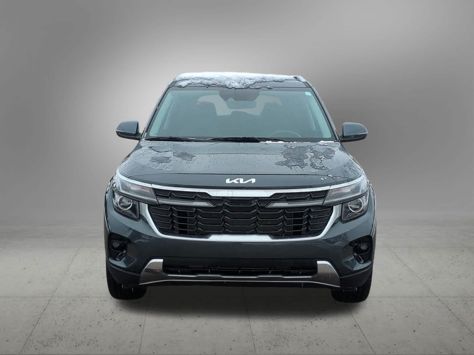 Thumbnail: 2024 Kia Seltos - 9