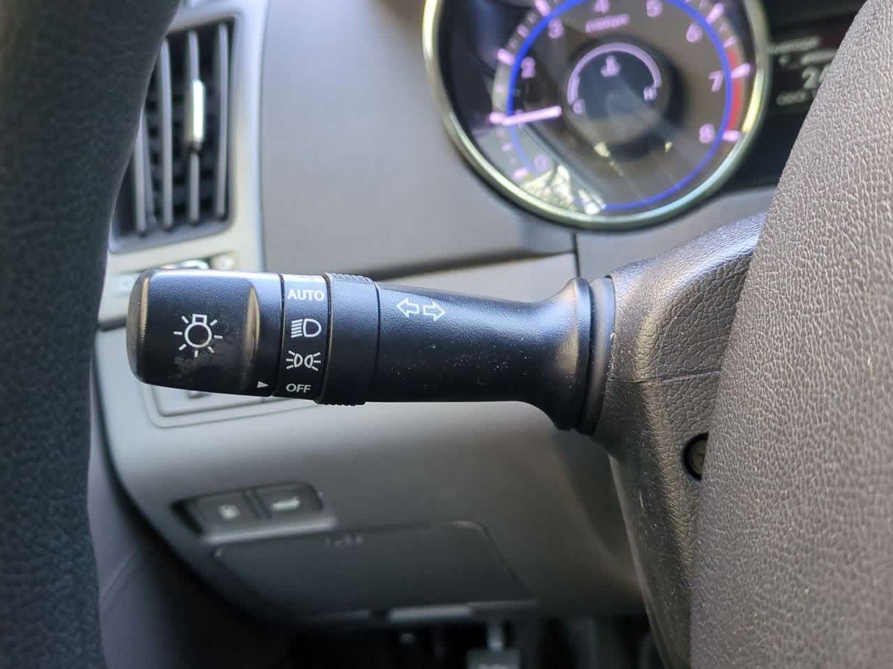 Thumbnail: 2011 Hyundai Sonata - 24