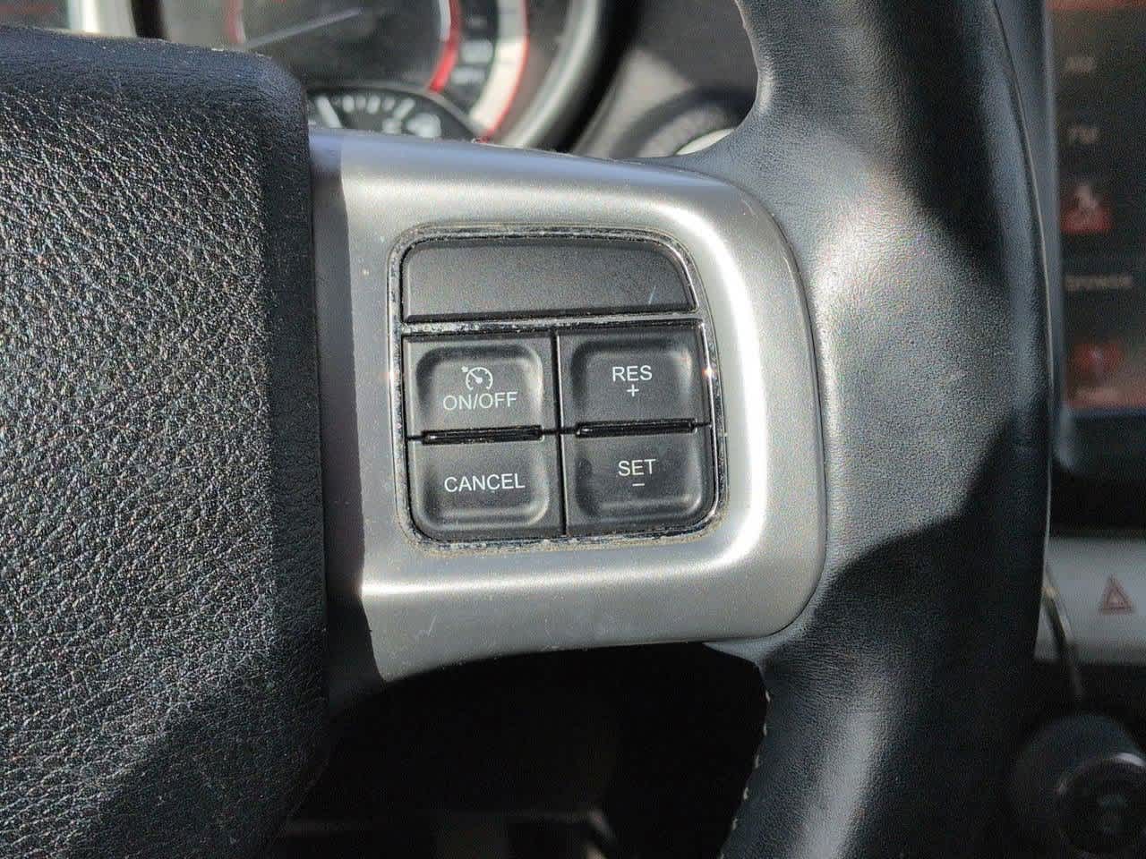 Thumbnail: 2014 Dodge Journey - 25