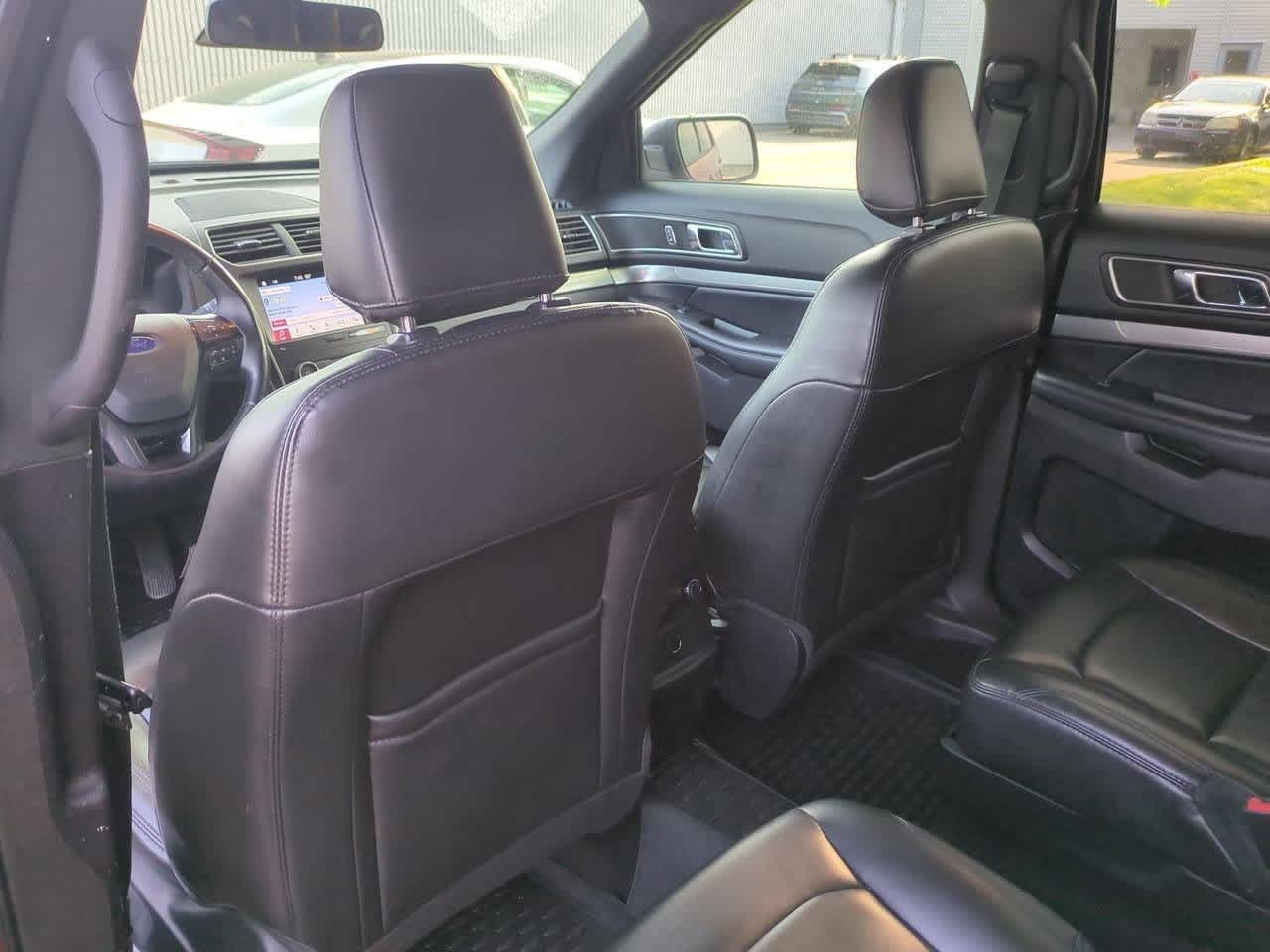 Thumbnail: 2019 Ford Explorer - 17
