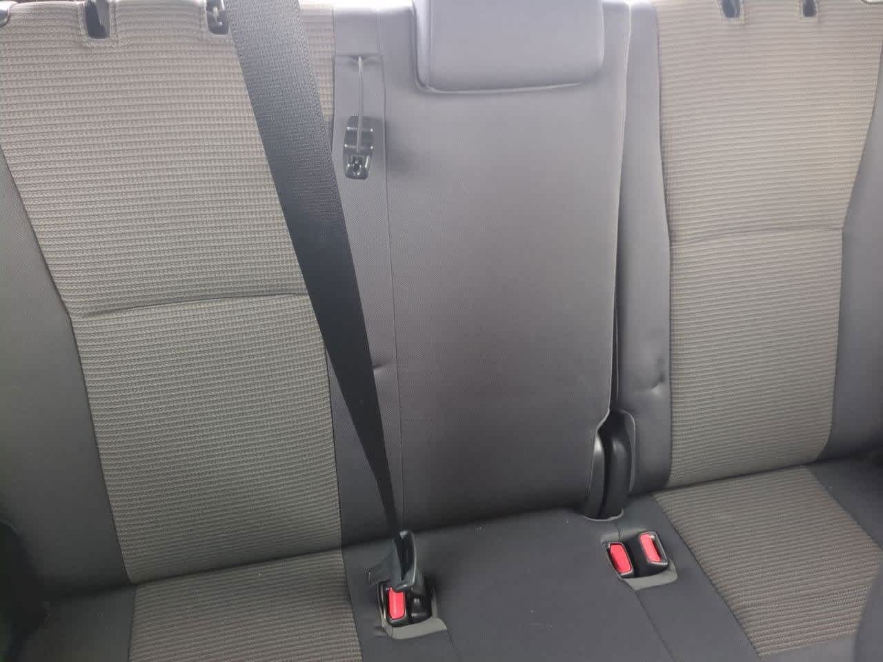 Thumbnail: 2023 Toyota Highlander - 21