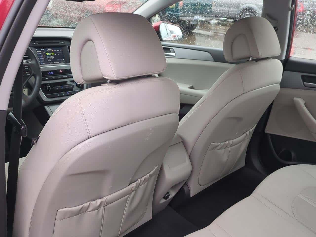 Thumbnail: 2017 Hyundai Sonata - 16