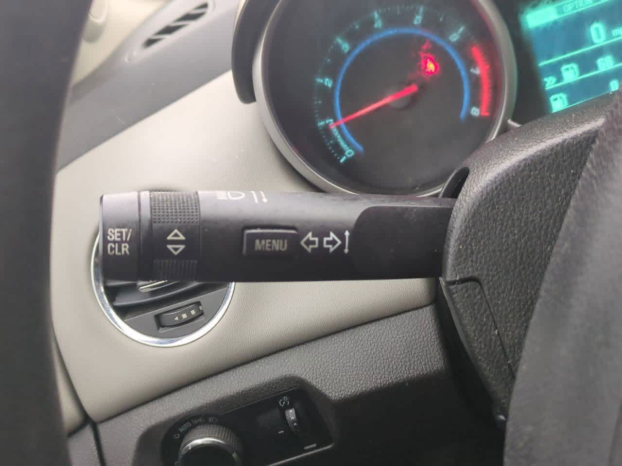 Thumbnail: 2013 Chevrolet Cruze - 26