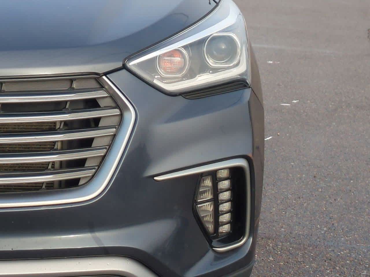 Thumbnail: 2017 Hyundai Santa Fe - 10