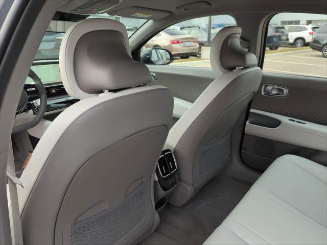 Thumbnail: 2024 Hyundai Ioniq 6 - 16