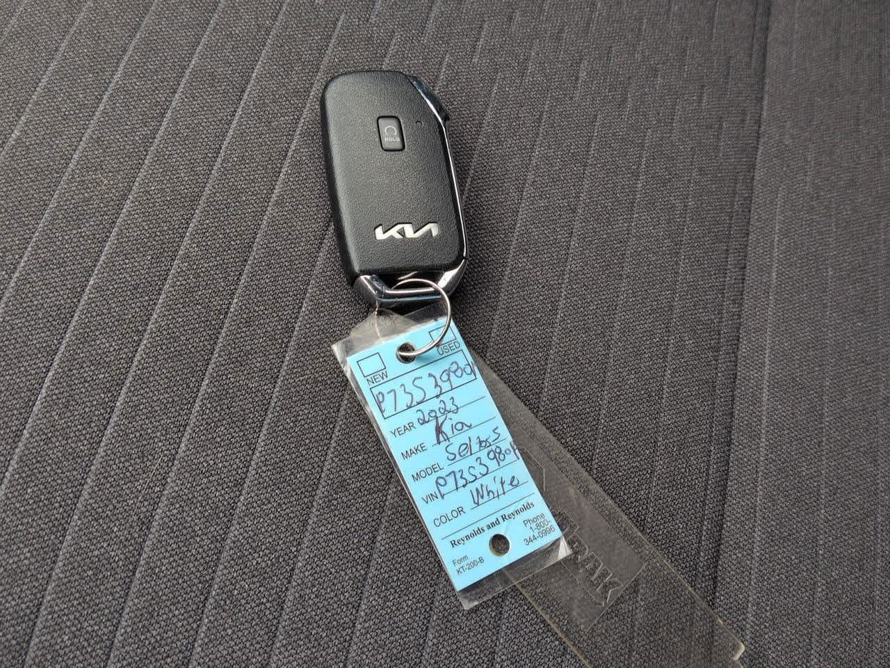 Thumbnail: 2023 Kia Seltos - 33