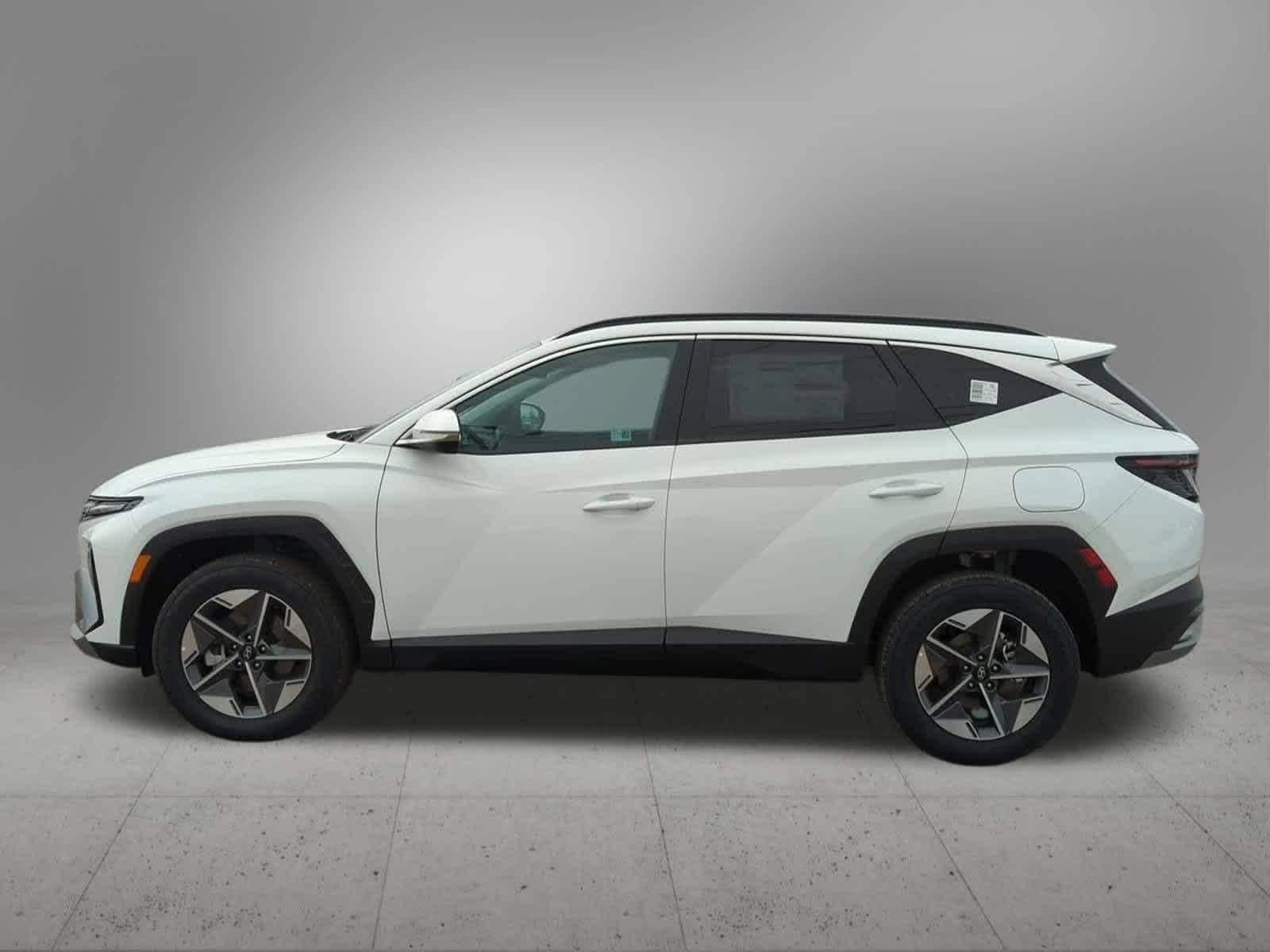 Thumbnail: 2025 Hyundai Tucson - 3