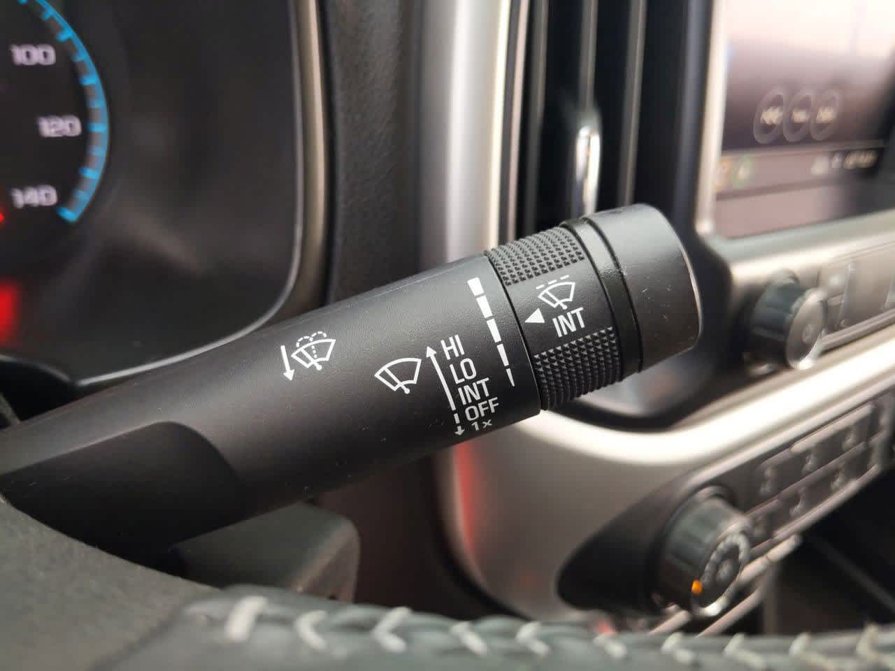 Thumbnail: 2021 Chevrolet Colorado - 25