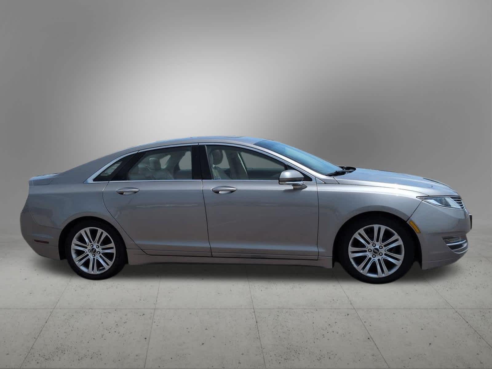 Thumbnail: 2015 Lincoln MKZ - 7