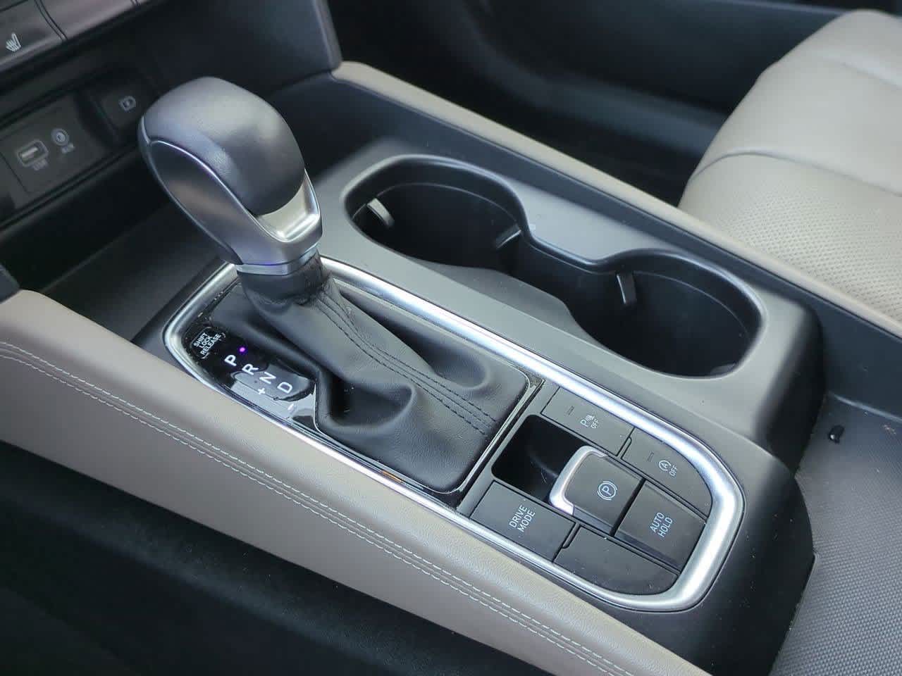 Thumbnail: 2019 Hyundai Santa Fe - 32