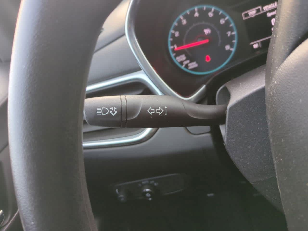 Thumbnail: 2018 Chevrolet Equinox - 25