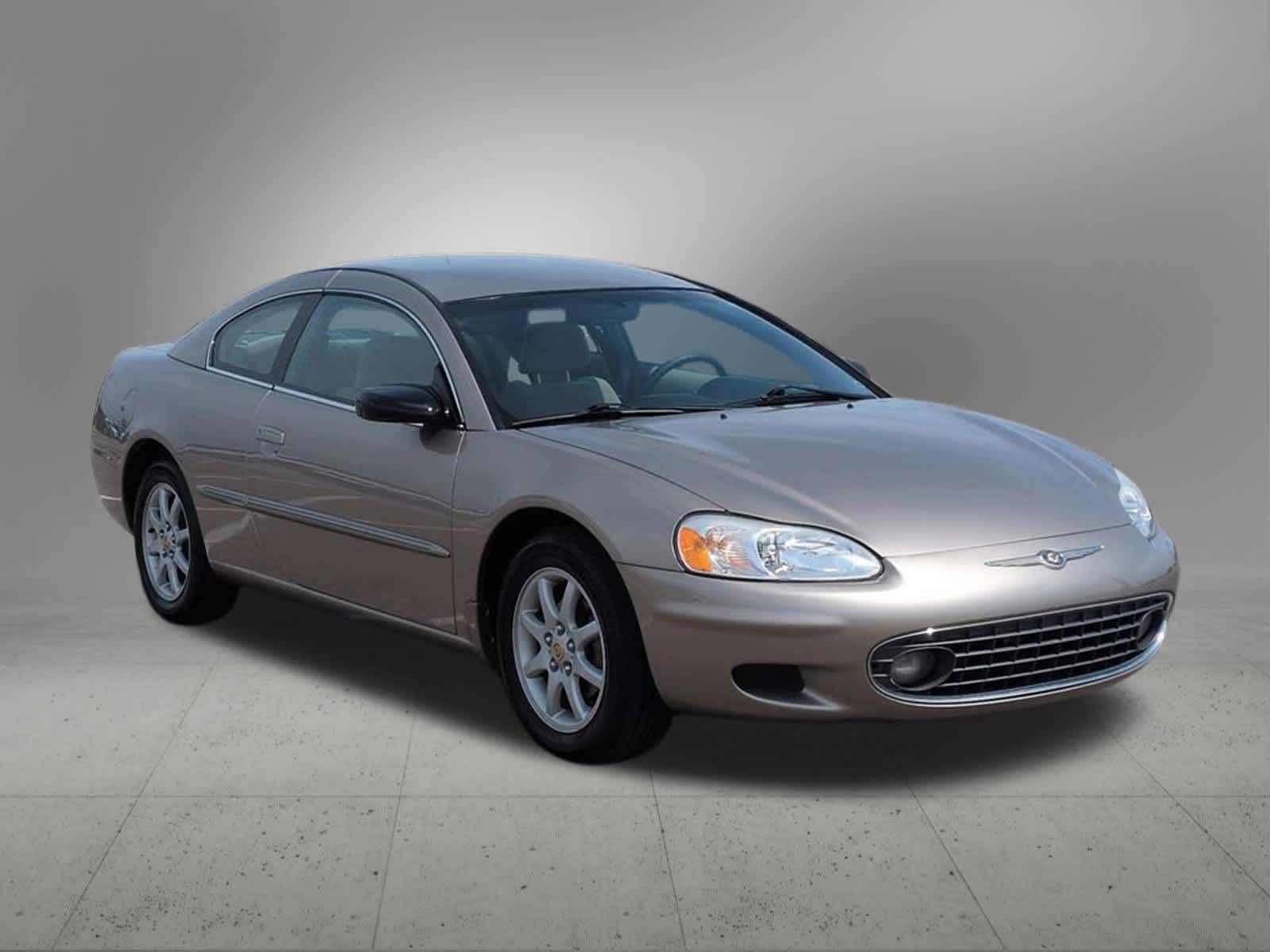 Thumbnail: 2002 Chrysler Sebring - 10