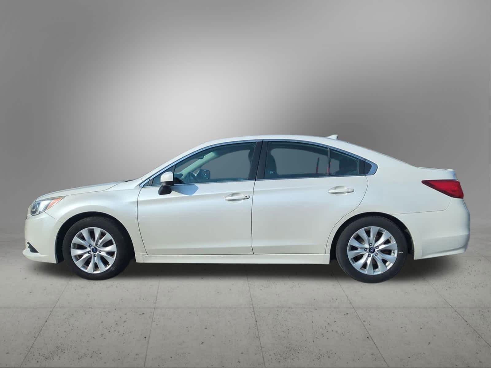 Thumbnail: 2016 Subaru Legacy - 3