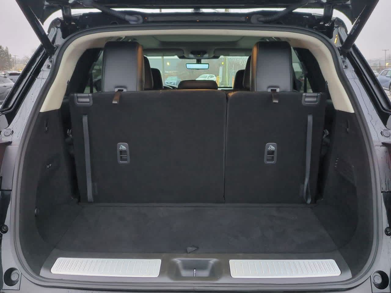 Thumbnail: 2023 INFINITI QX60 - 35