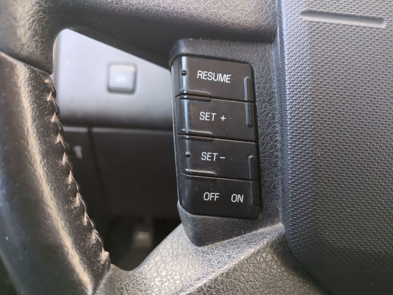 Thumbnail: 2009 Ford Edge - 24