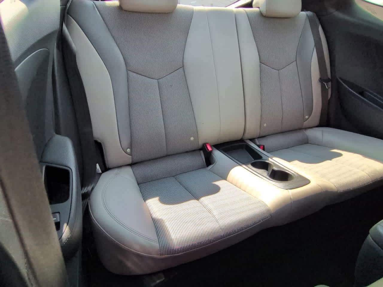 Thumbnail: 2013 Hyundai Veloster - 18