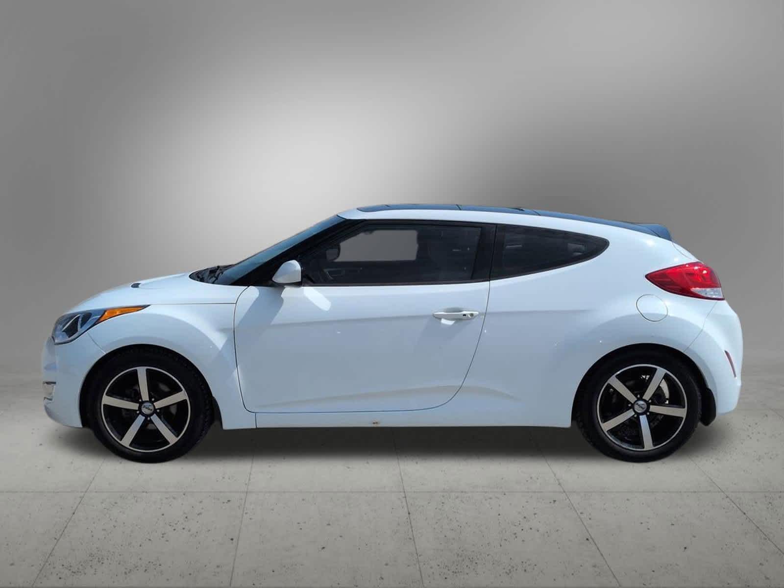 Thumbnail: 2013 Hyundai Veloster - 4
