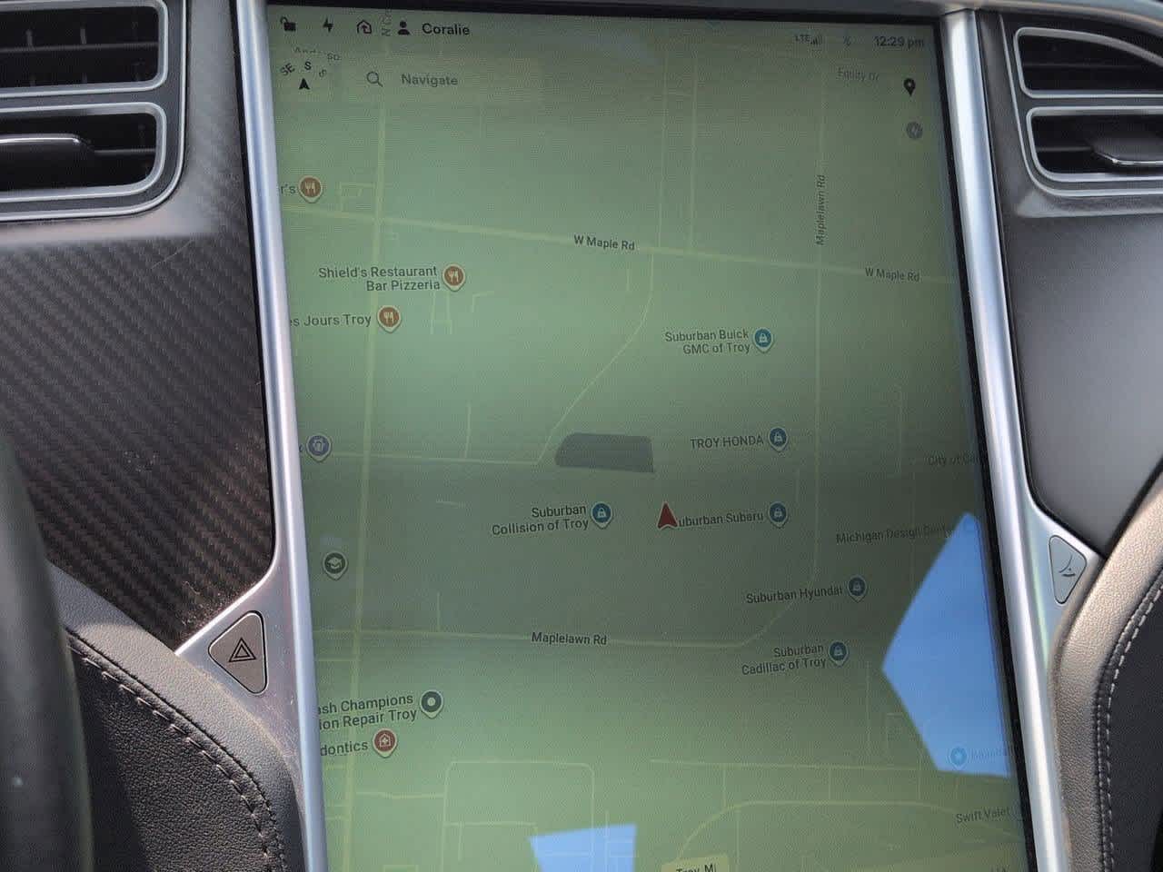 Thumbnail: 2015 Tesla Model S - 27