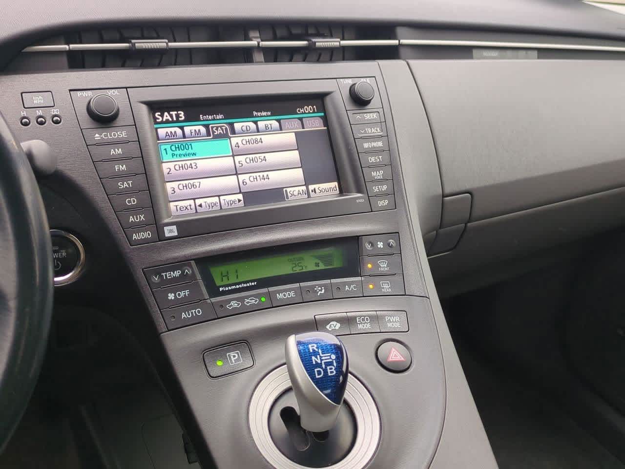 Thumbnail: 2010 Toyota Prius - 26