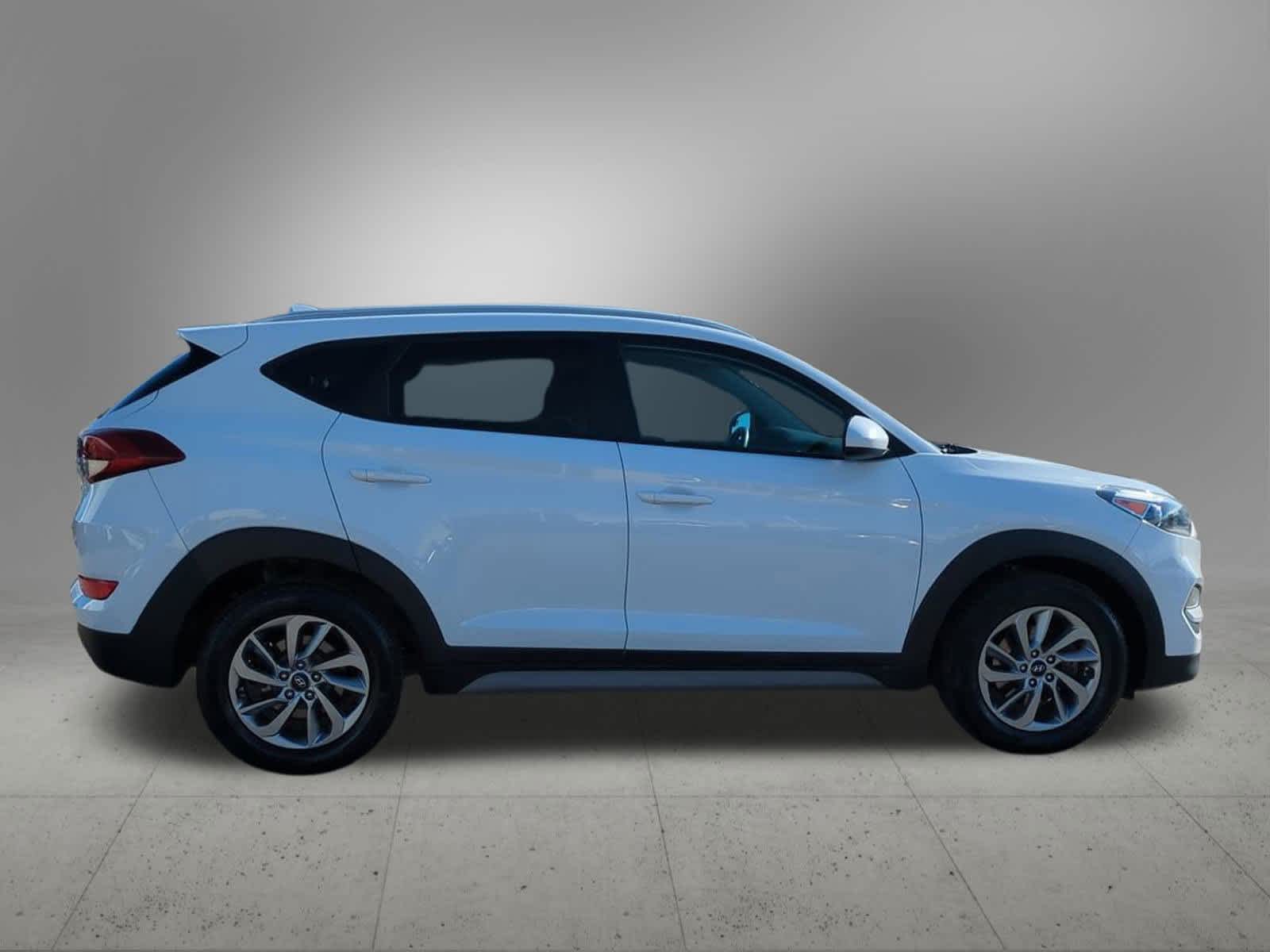 Thumbnail: 2018 Hyundai Tucson - 7