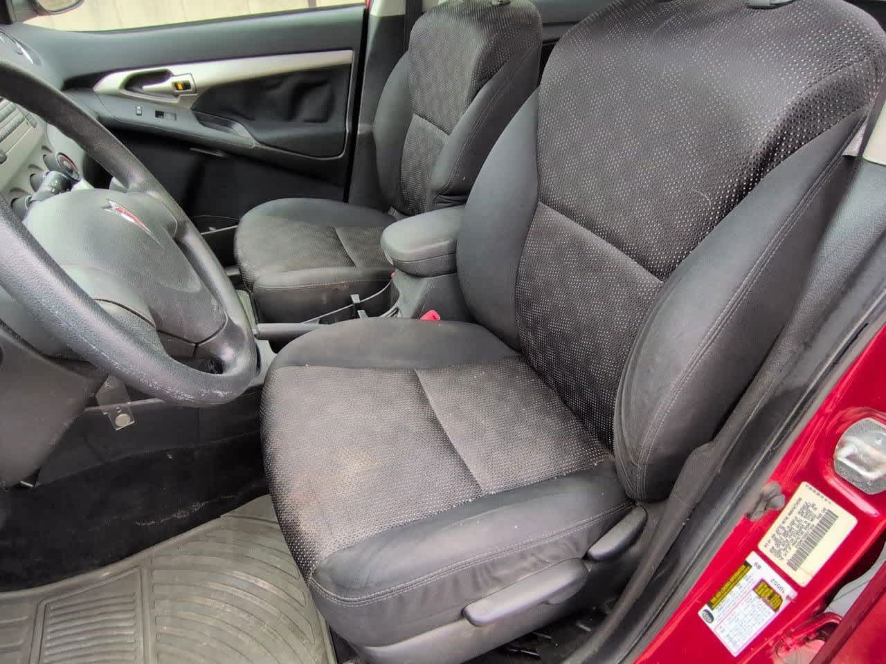 Thumbnail: 2009 Pontiac Vibe - 16