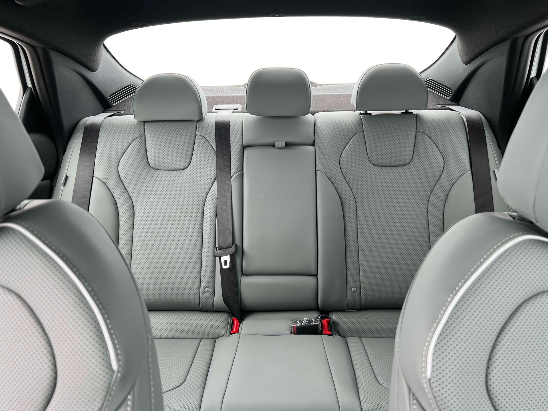 2025 Hyundai Elantra Limited Edition 16