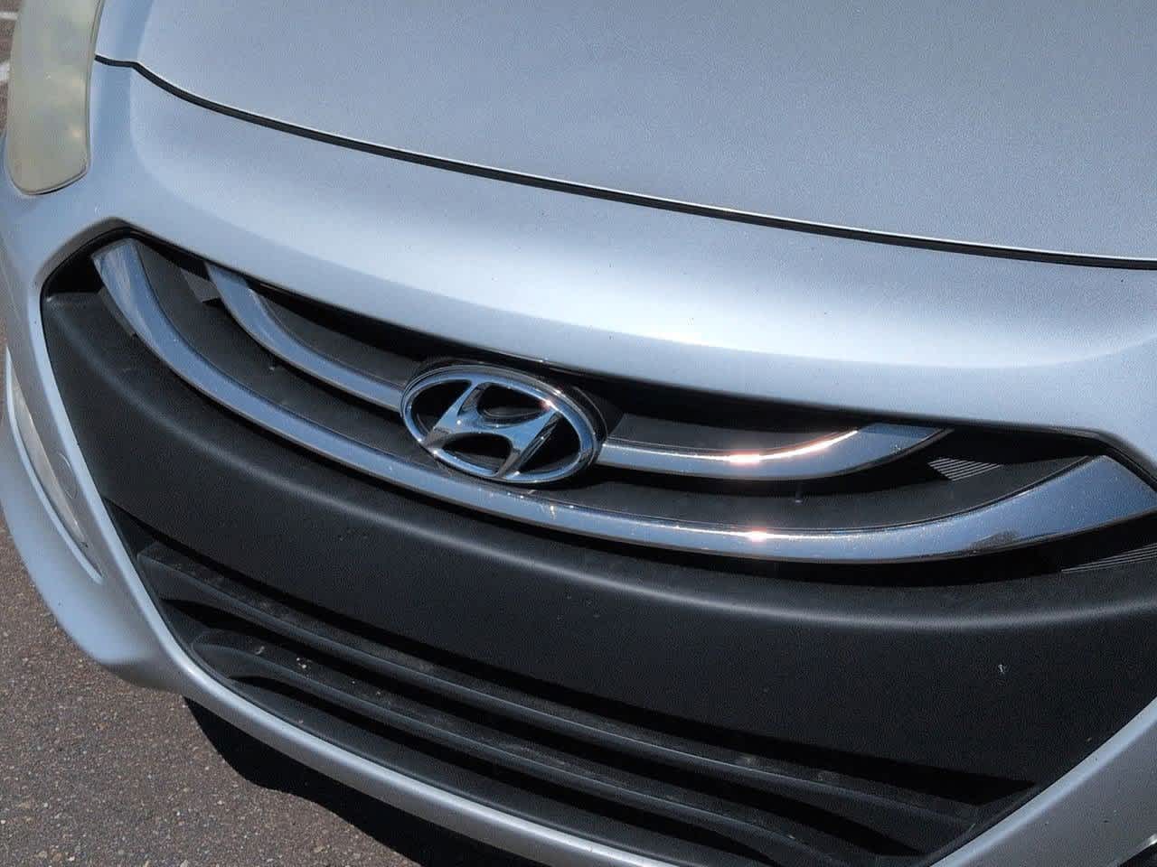 Thumbnail: 2014 Hyundai Elantra - 12