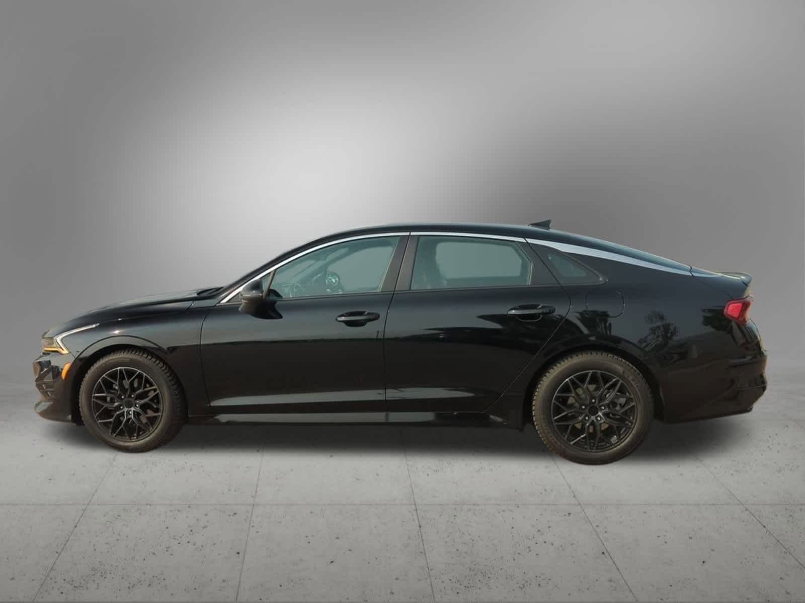Thumbnail: 2022 Kia K5 - 3