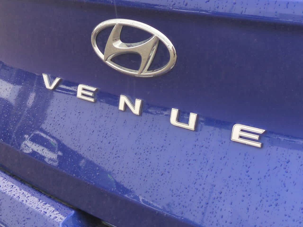 Thumbnail: 2022 Hyundai Venue - 12