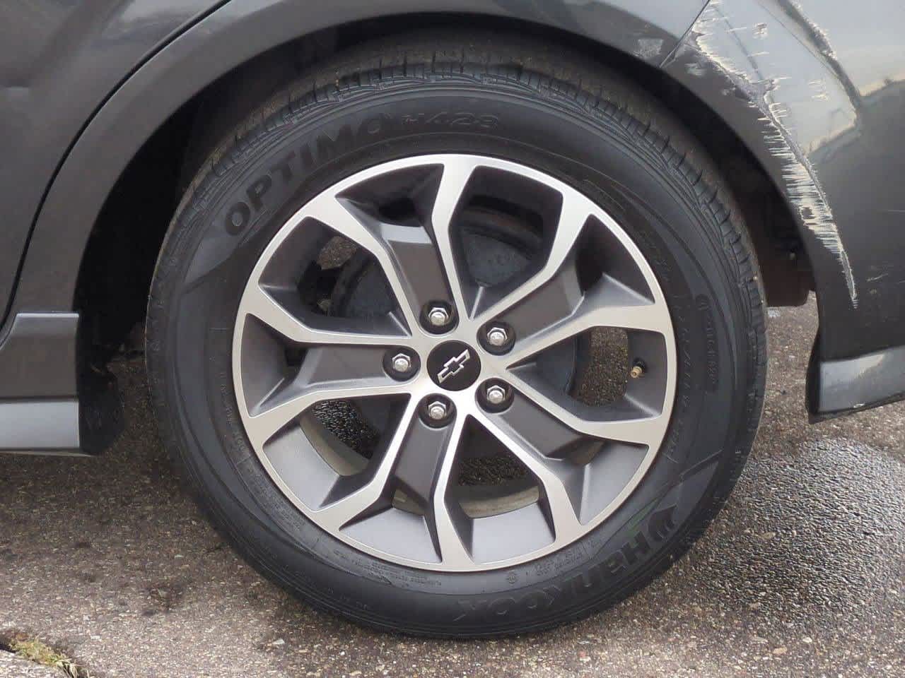 Thumbnail: 2020 Chevrolet Sonic - 13