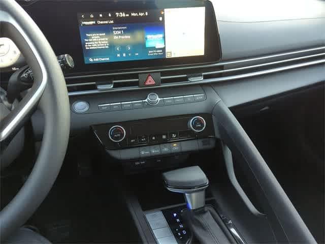 Thumbnail: 2024 Hyundai Elantra - 25