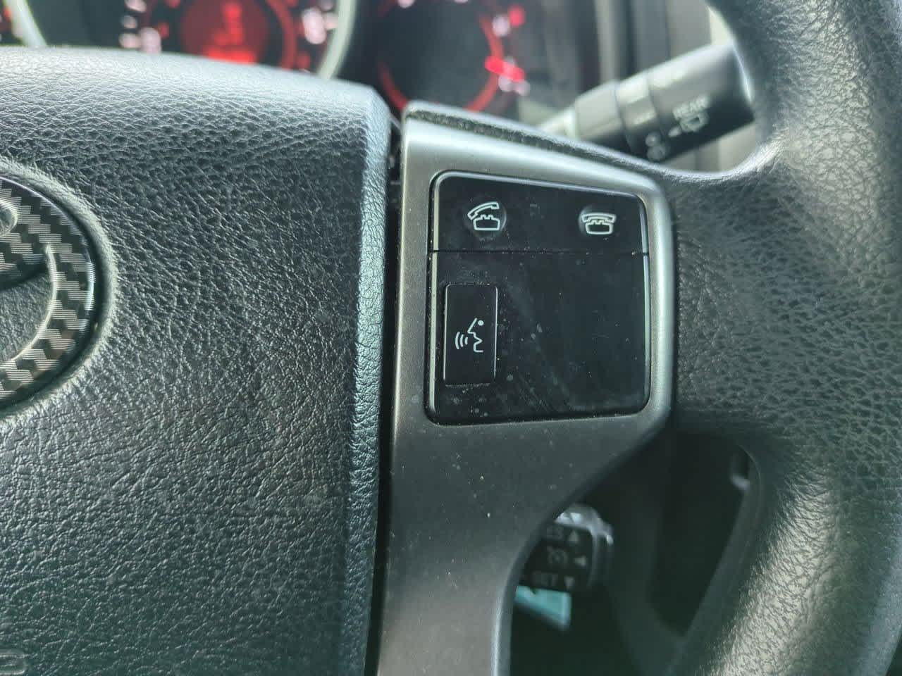 Thumbnail: 2010 Toyota 4Runner - 25