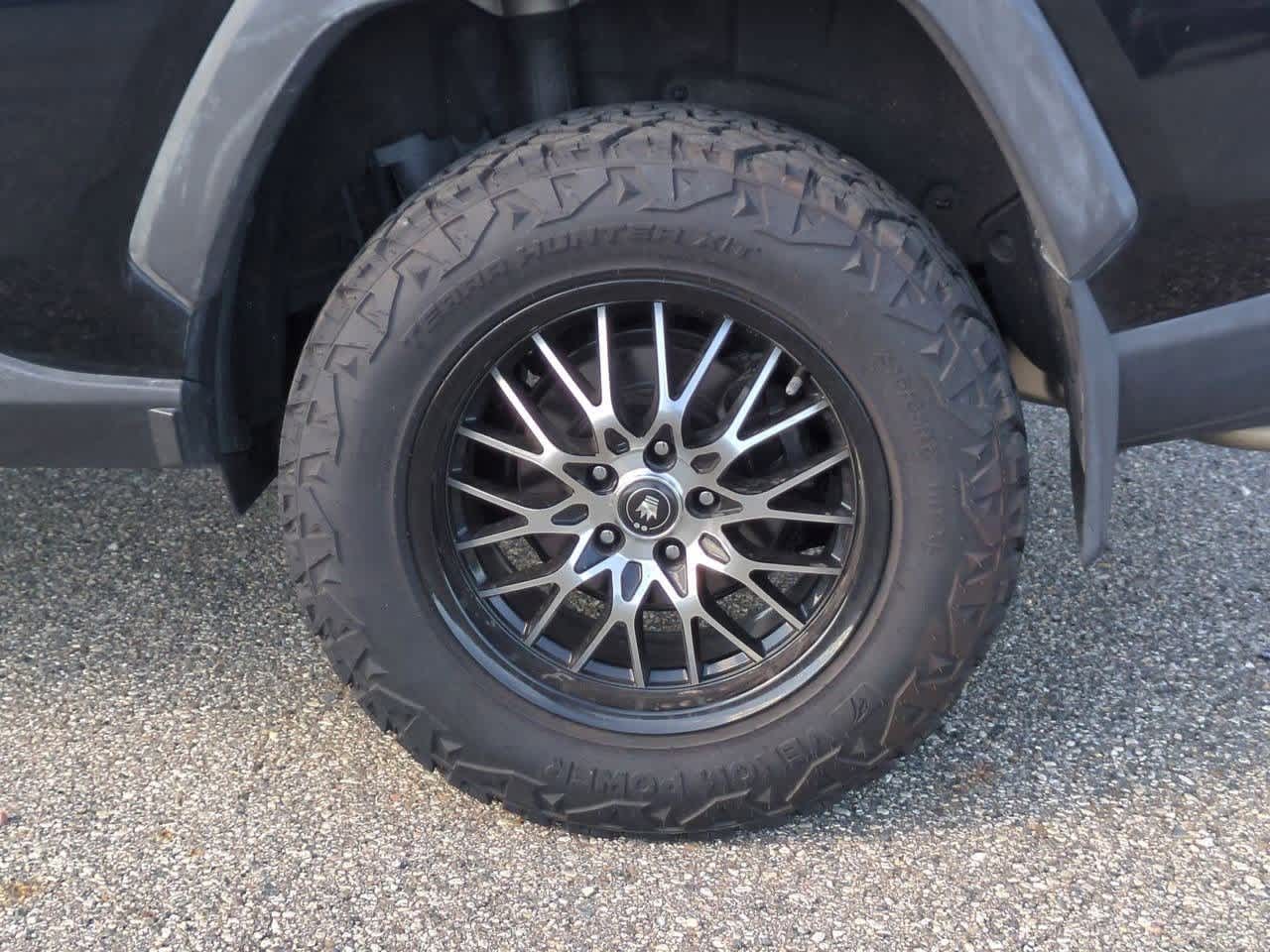 Thumbnail: 2020 Toyota RAV4 - 12