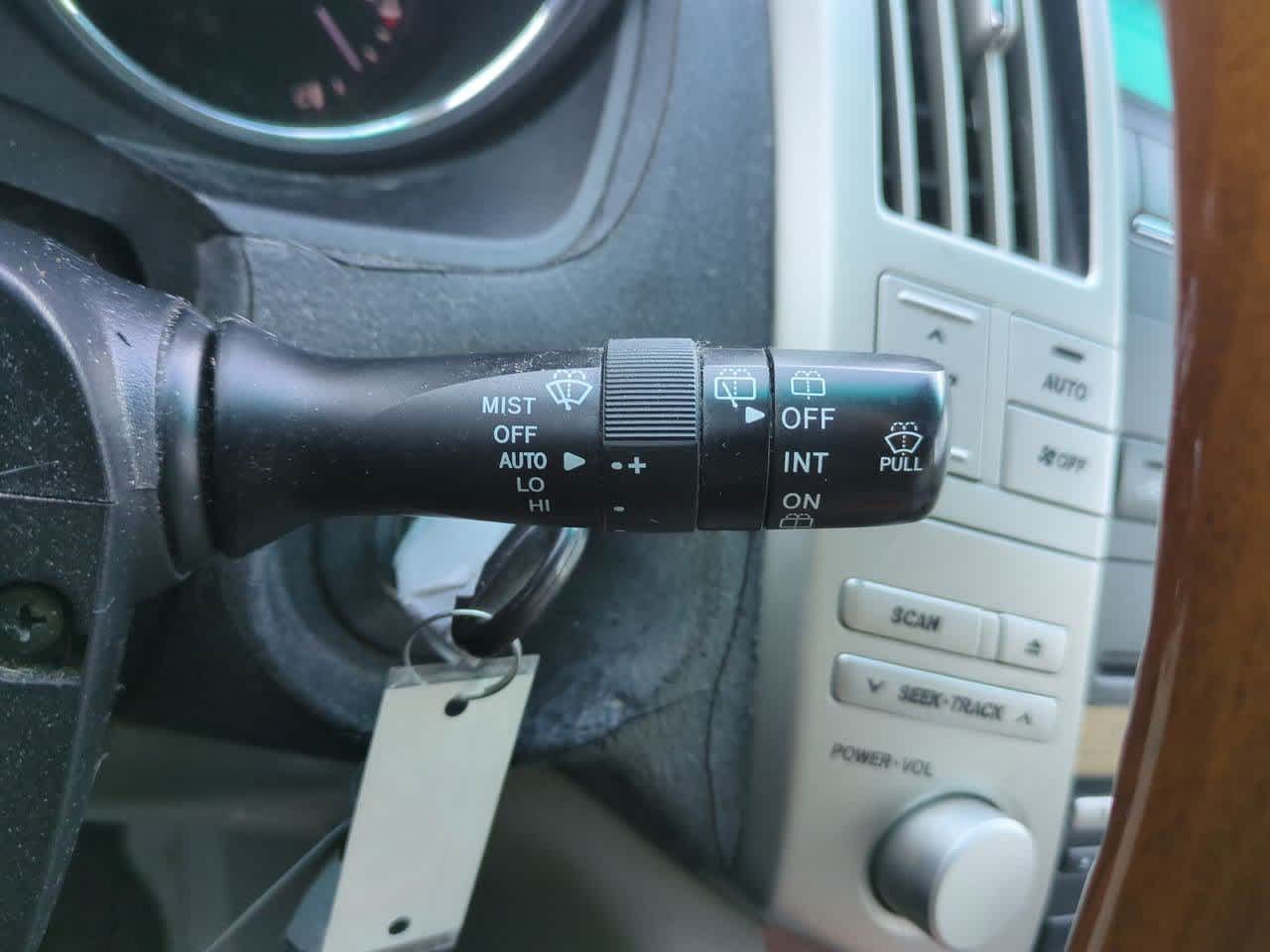 Thumbnail: 2004 Lexus RX - 26