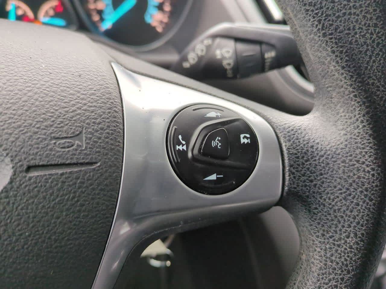 Thumbnail: 2015 Ford Escape - 24