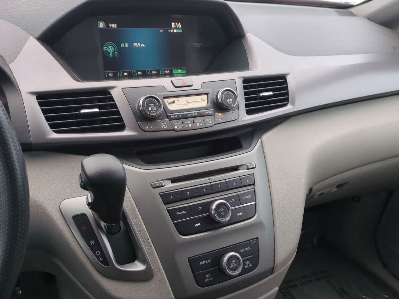 Thumbnail: 2014 Honda Odyssey - 26